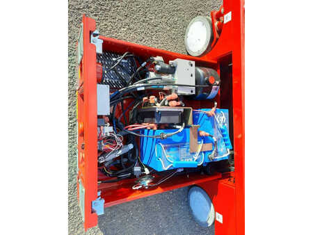 Piattaforme aeree a pantografo 2022  MAGNI ES 0607 EP | ES0607EP (8)