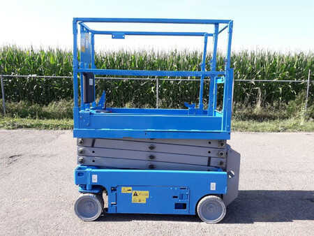 Scissor lift 2012  Genie GS 1932 (1)