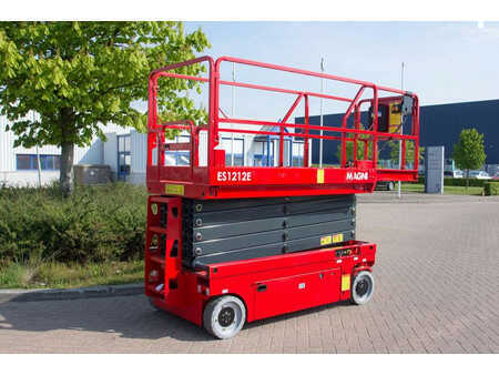 Scissor lift 2020  MAGNI ES1212E (8)