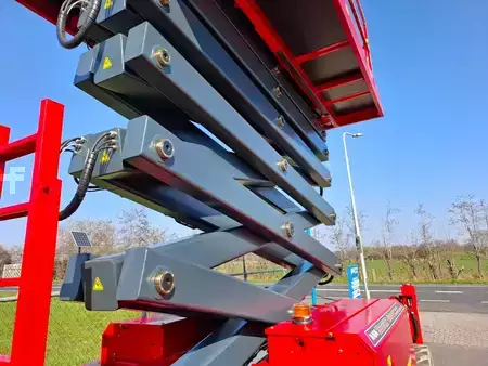 Nacelle à ciseaux 2025  Magni ES 2223 RTP | 2025 (11)