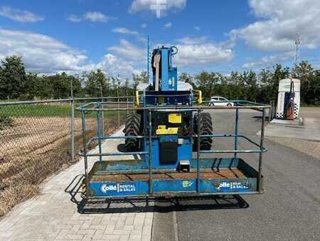 Fler stegs bom 2008 Genie Z 135 (11)