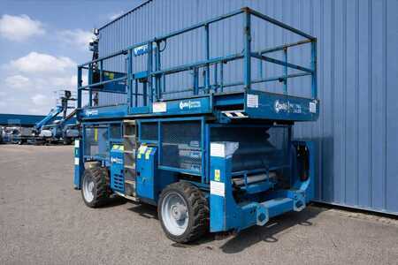 Scherenarbeitsbühne 2008  Genie GS 4390 RT | 2008 (5)