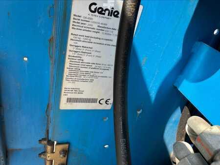 Scherenarbeitsbühne 2008  Genie GS 4390 RT | 2008 (9)