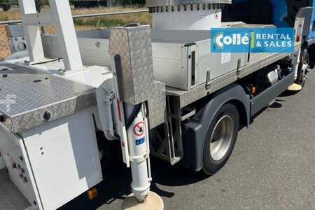 Plošina na nákladním automobilu 2015  Palfinger P 300 KS | 2015 (9)