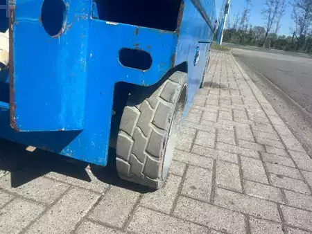 Ollós munka emelvény 2019  Magni ES 1008 E | 2019 (16)
