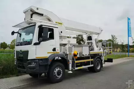 Платформа на вантажівку 2026  Palfinger P 370 KS 4x4 | 2026 (1)