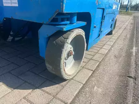 Piattaforme aeree a pantografo 2016  Genie GS 2646 E-Drive | 2016 (15)