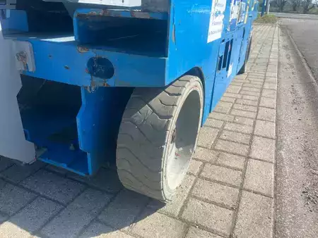 Piattaforme aeree a pantografo 2016  Genie GS 2646 E-Drive | 2016 (17)