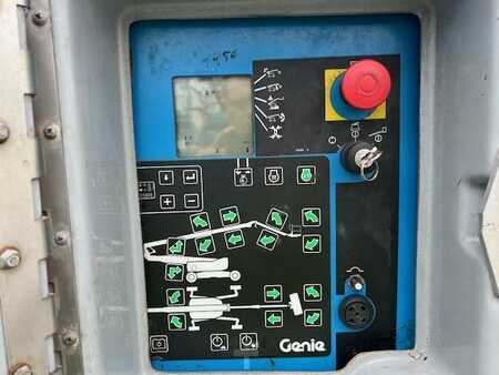 Piattaforme aeree articolate 2008 Genie Z 135 (17)