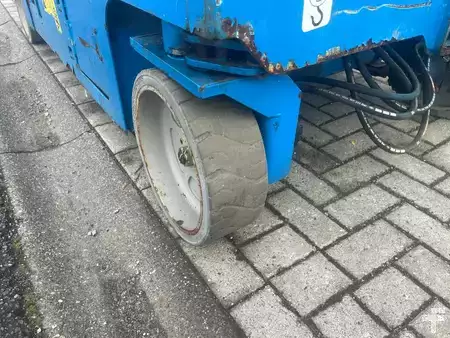 Piattaforme aeree a pantografo 2016  Genie GS 2646 E-Drive | 2016 (12)