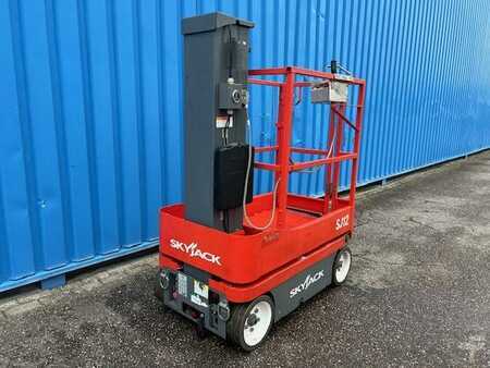 Scissor lift 2013 SkyJack SJ 12 (2)