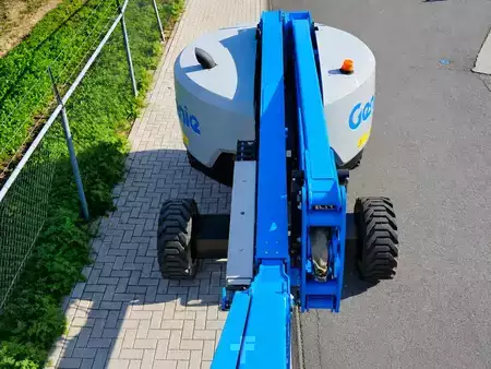 Kloubová pracovní plošina 2024  Genie Z-45 XC | 2024 (11)