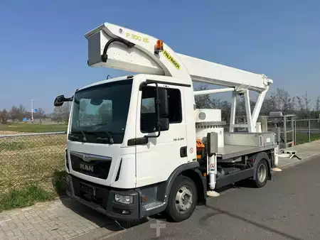 Self drive 2015  Palfinger P 300 KS | 2015 (1)