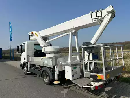 Self drive 2015  Palfinger P 300 KS | 2015 (6)