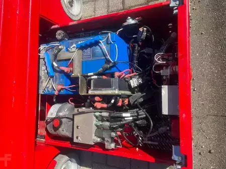 Ollós munka emelvény 2023  Magni ES0607EP | 2023 (15)