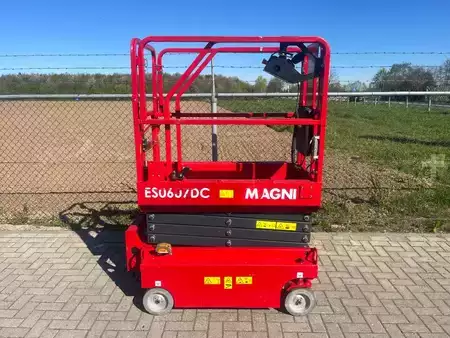 Ollós munka emelvény 2023  Magni ES0607EP | 2023 (2)