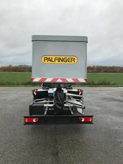 Plošina na nákladním automobilu 2019 Palfinger P 200 T X E (closed basket) (20)