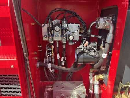 Pracovní plošina s nůžkovým zdvihem 2021  Magni DS 1823 RT | 2021 (10)