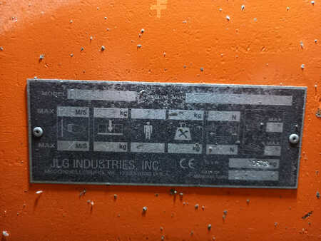 Knikarmhoogwerker 2014  JLG 600AJ (9)