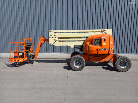 Kloubová pracovní plošina 2015  JLG 450AJ (1)