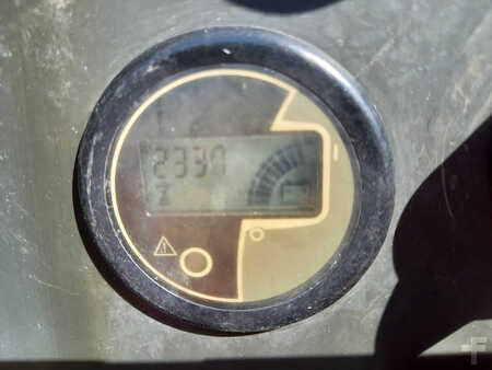 Kloubová pracovní plošina 2015  JLG 450AJ (7)