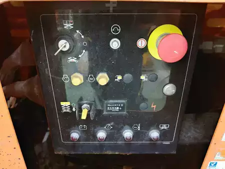 Scherenarbeitsbühne 2015  JLG 4394RT (10)