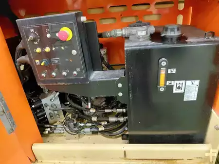 Scherenarbeitsbühne 2015  JLG 4394RT (9)