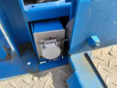 Piattaforme aeree a pantografo 2015  Genie GS-5390 RT (14)