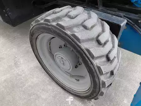 Piattaforme aeree a pantografo 2015  Genie GS-5390 RT (16)