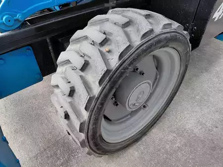 Piattaforme aeree a pantografo 2015  Genie GS-5390 RT (17)