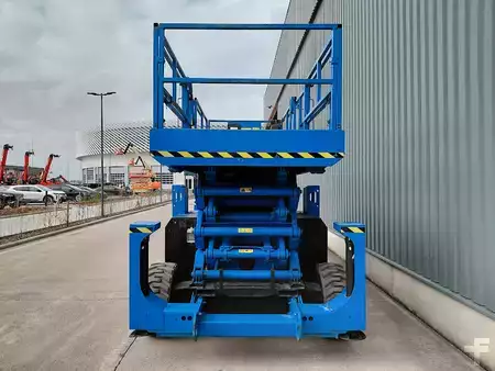 Piattaforme aeree a pantografo 2015  Genie GS-5390 RT (5)