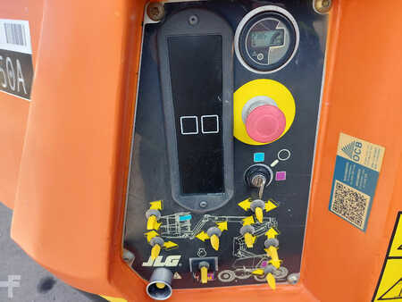 Knikarmhoogwerker 2015  JLG 340AJ (14)