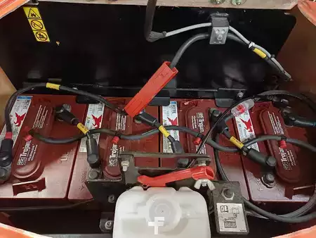 Vertical / Levantamento de pessoal 2015  JLG TOUCAN 8E (11)