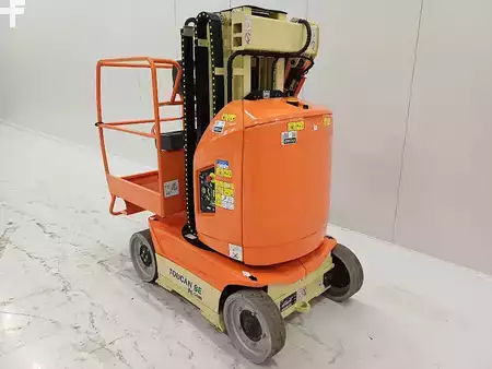 Vertical / Levantamento de pessoal 2015  JLG TOUCAN 8E (4)