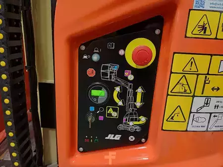 Vertical / Levantamento de pessoal 2015  JLG TOUCAN 8E (9)