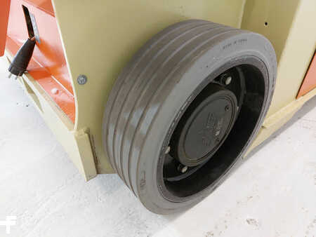 Scherenarbeitsbühne 2016  JLG 10RS (13)