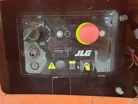 Levantamento tesoura 2016  JLG 3369LE (11)