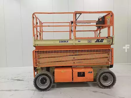 Levantamento tesoura 2016  JLG 3369LE (6)