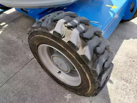 Nacelle articulée 2016  Genie Z-34/22IC 4WD (13)