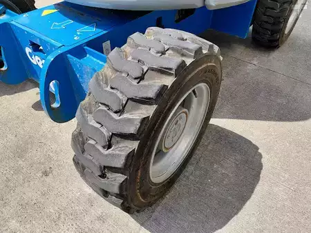 Nacelle articulée 2016  Genie Z-34/22IC 4WD (14)