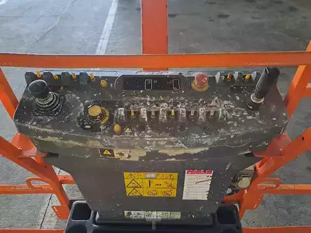 Csukló munka emelvény 2016  JLG 1250AJP (4)