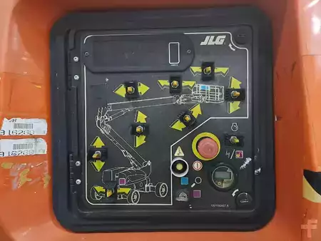 Csukló munka emelvény 2016  JLG 1250AJP (5)