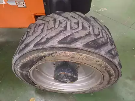 Csukló munka emelvény 2016  JLG 1250AJP (9)