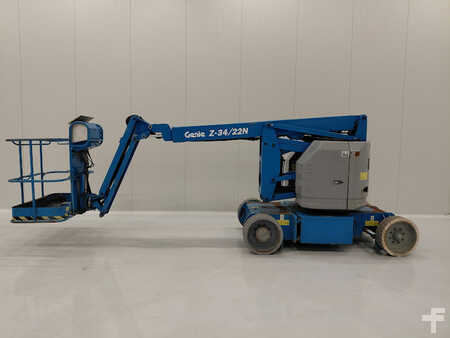 Kloubová pracovní plošina 2016  Genie Z-34/22N (2)