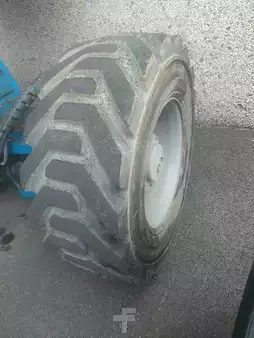 Teleskopická plošina 2015  Genie S-105 (13)