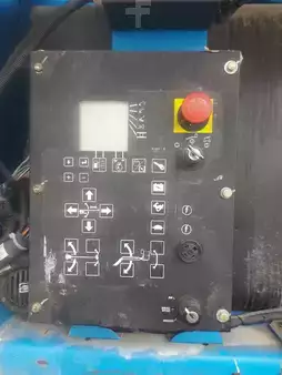 Teleskopická plošina 2015  Genie S-105 (6)