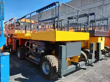 Saksinostimet 2007  JLG 3394RT (1)