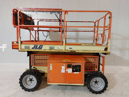 Nacelle à ciseaux 2017  JLG 260MRT (1)