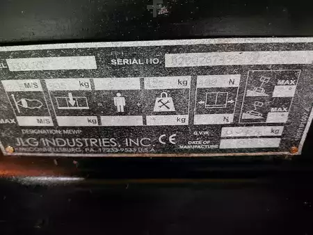 Scherenarbeitsbühne 2018  JLG 330LRT (12)