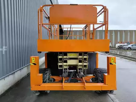 Scherenarbeitsbühne 2018  JLG 330LRT (6)